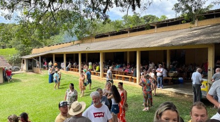 Festa em louvor a Nossa Senhora da Anunciação reuniu fiéis na Colônia Mariana